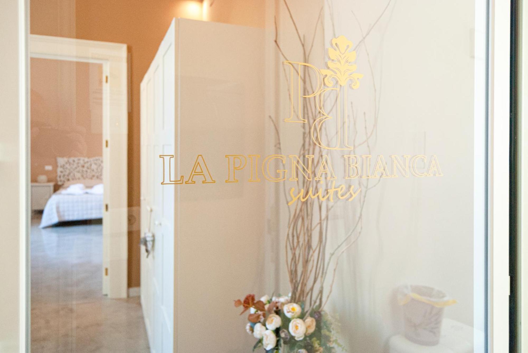 La Pigna Bianca Suites 莱切 外观 照片